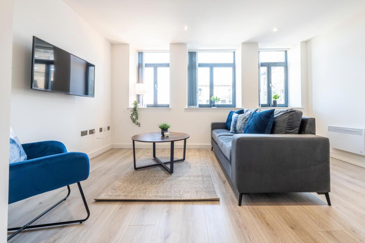 Stylish 2 Bed Apartment Close To City Bradford  Exterior photo
